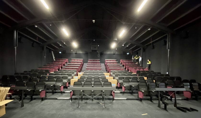 De nieuwe zaal in aanbouw. Dit weekend moet zaal 5 klaar zijn.