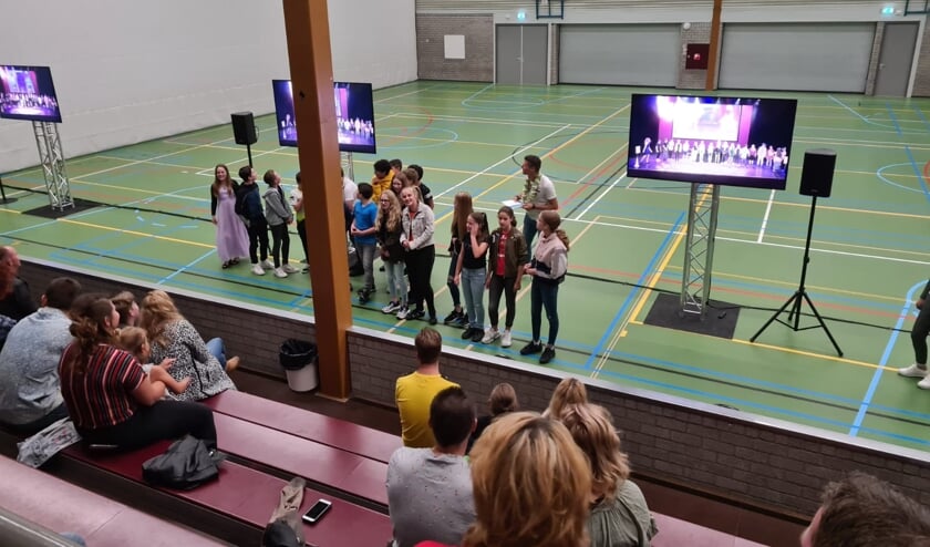 Afscheid van basisschool in grootste theater van de regio