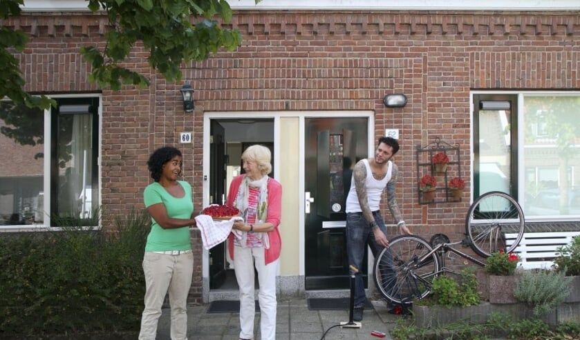 Een warme zomer leidt meestal tot meer ruzies tussen buren. In deze periode lopen de meldingen van geluidsoverlast en klachten over barbecues, vuurkorven en dieren op.