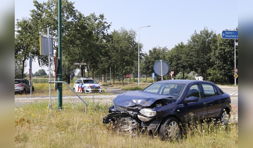 Beide voertuigen zijn door een bergingsbedrijf afgesleept.