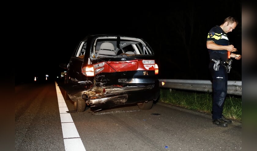 Beide voertuigen zijn hierdoor total loss verklaard maar er is niemand gewond geraakt.