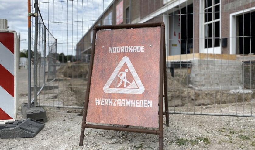 Er wordt flink doorgebutst op de Noordkade.