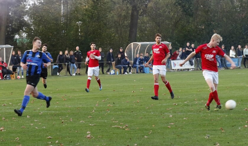 <p>De KNVB heeft de Regiocup voor senioren nog niet helemaal afgeschreven.</p>