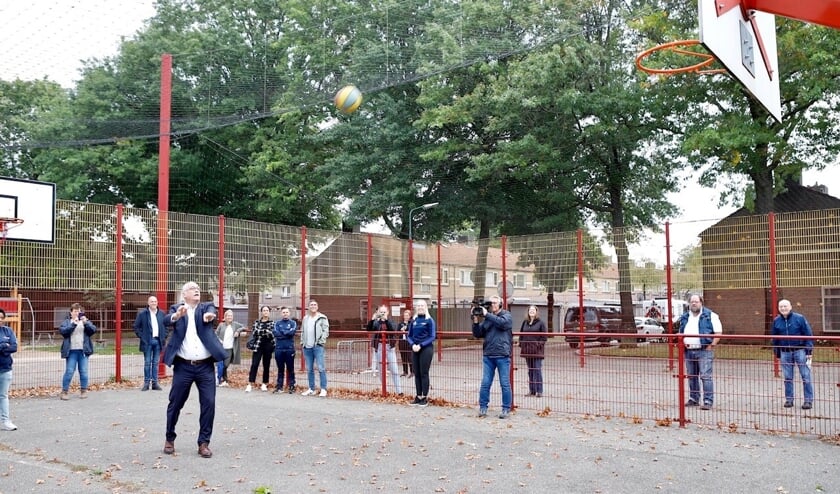 <p>Opening van playground De Basket</p>
