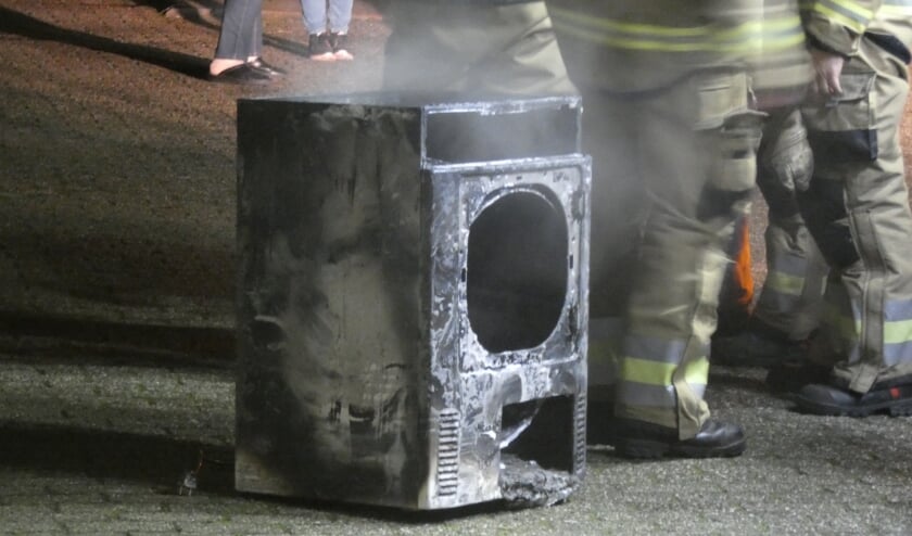 Brandweer in de Da Costastraat. (Foto: Thomas)