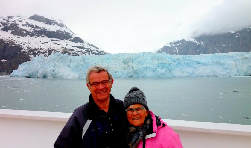 Kees Hendrikx en zijn vrouw Ida kwamen na een boottocht langs Japan en Siberië via de Beringzee in Alaska aan.