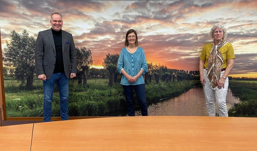 <p>Wethouder Maarten Prinssen, Toos van Lieshout en Nelleke Nederkoorn.</p>