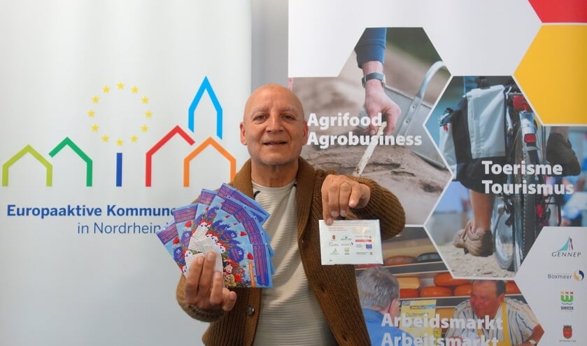 <p>Dynamic Borders deelt gratis bloemenzaad uit in de grensregio.</p>
