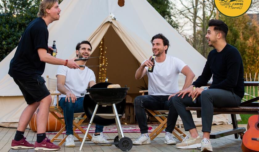 <p>Kevin Scholten, Ruben van Goor, Jasper van Goor en Maik van Breda lanceren iets nieuws.</p>