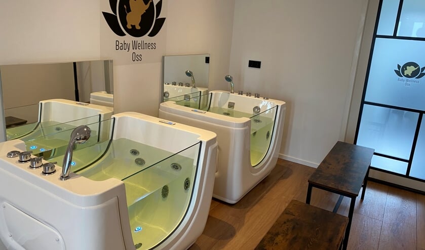 <p>Floating bij Baby Wellness Oss.</p>