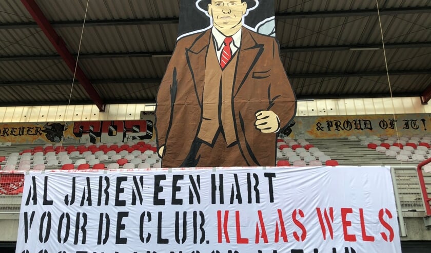 <p>Spandoek voor Klaas Wels. (Foto: TOP Oss)</p>
