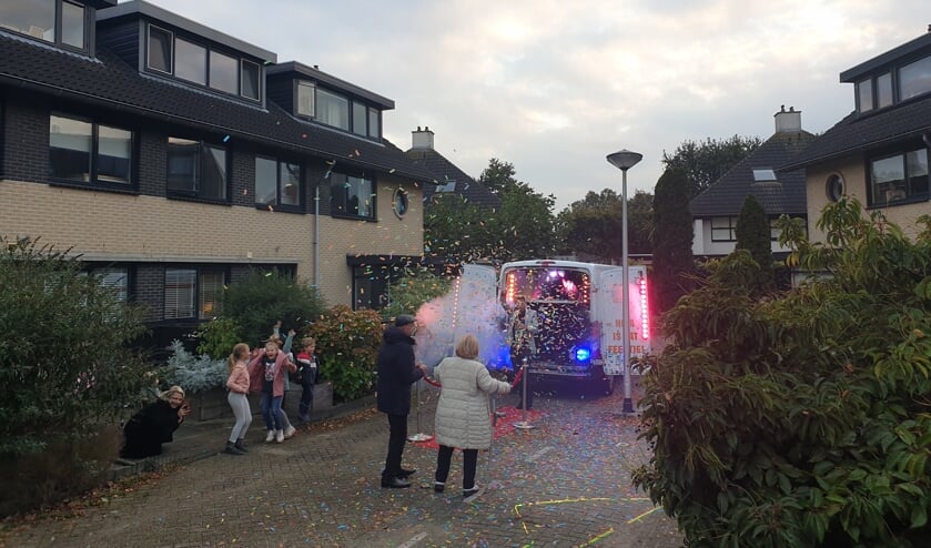 <p>In het busje zaten een heuse dj en saxofonist verstopt.</p>