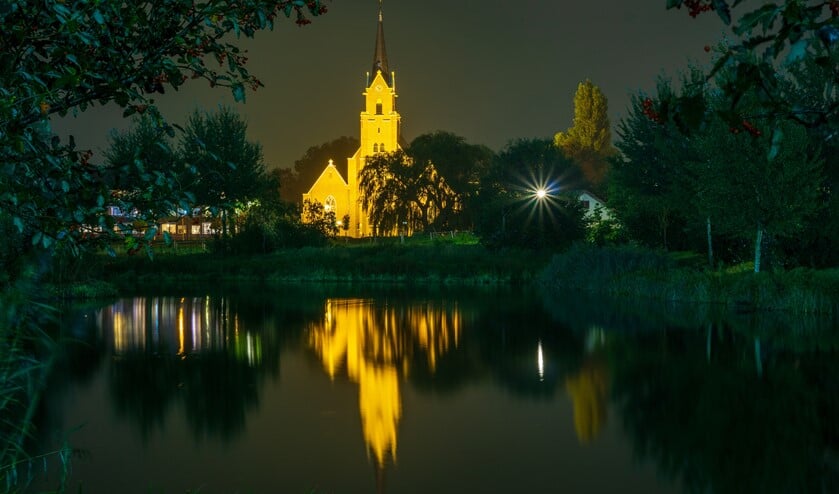 <p>De Berkelse Onze Lieve Vrouw Geboortekerk in het donker. (Foto: Maartje Teunisse)</p>