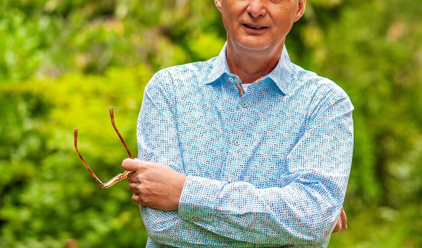 Wim Huijser vierde zijn zestigste verjaardag met een boekje