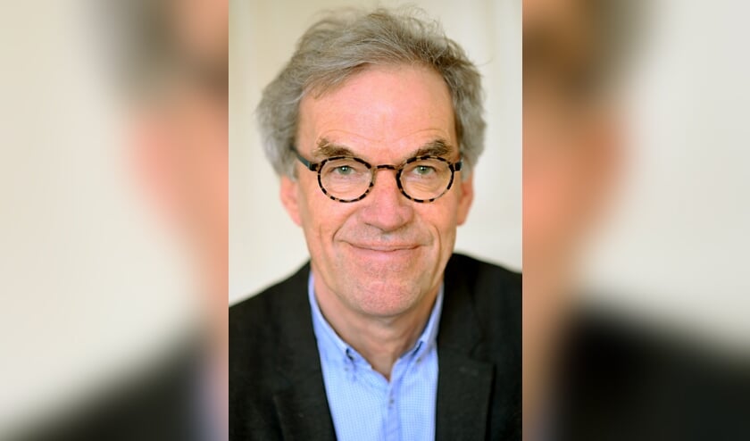 <p>Prof. mr. dr. D.J. Elzinga.</p>