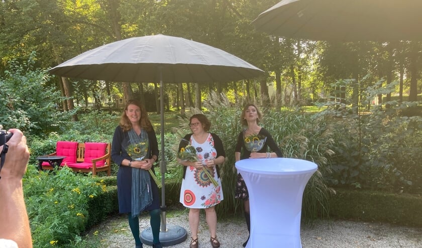 De winnaars Monica Boschman (derde plaats), Sara De Lodder (eerste plaats) en Marie-Anne Hermans (tweede plaats)
