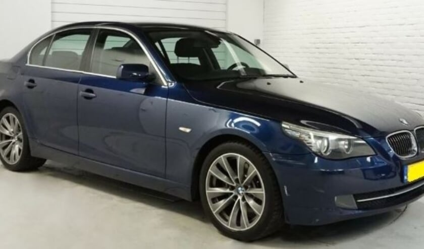 <p>Een soortgelijke BMW als deze werd als vluchtauto gebruikt en eerder in Capelle aan den IJssel gestolen (foto: politie) </p>