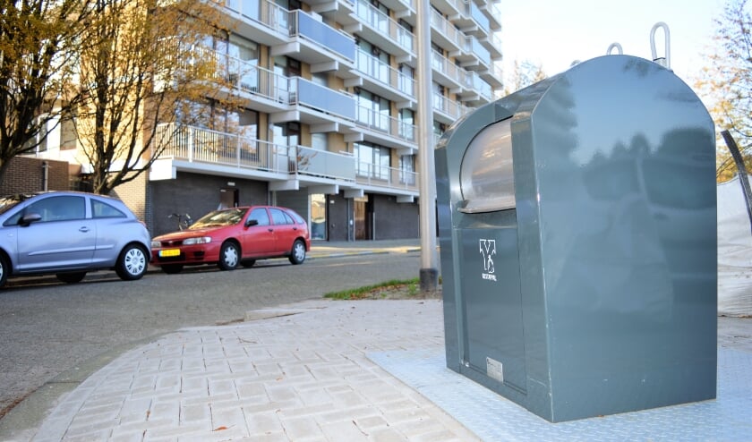 <p>De ondergrondse containers die er nu al zijn, zijn nog voor iedereen open, maar na de laatste plaatsing zijn deze alleen te openen met een pasje. </p>