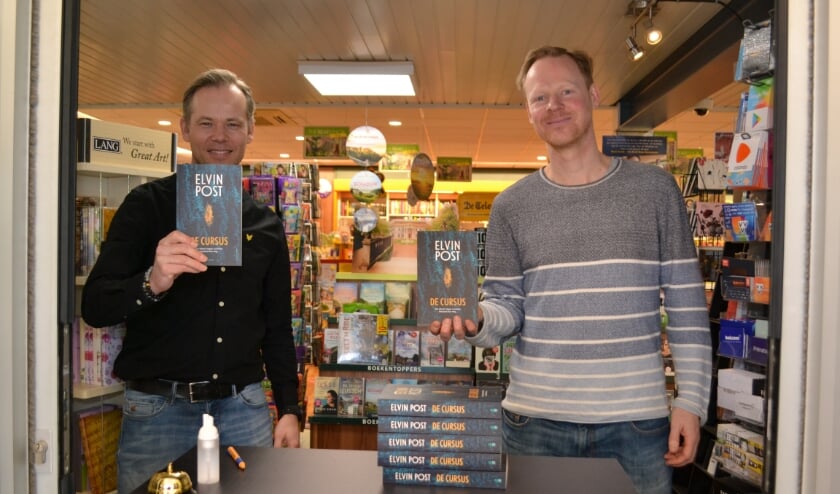 <p>Boekhandelaar Mark Snoek en schrijver Elvin Post. </p>