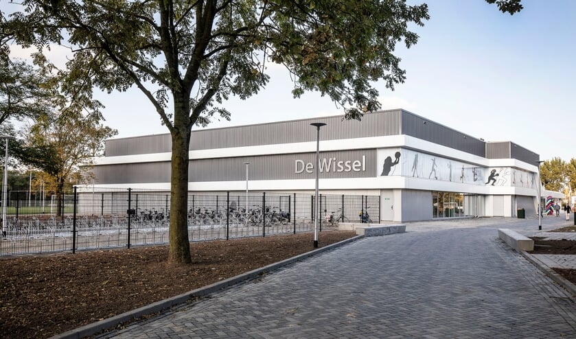 <p>In sporthal De Wissel worden vanaf 12 april coronatests afgenomen.</p>