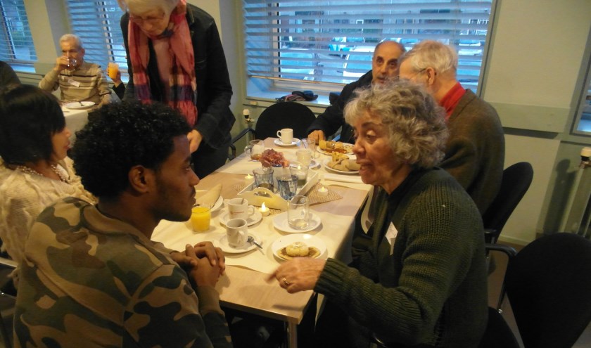 Het was een warme en bijzondere middag met bijzondere ontmoetingen en mooie gesprekken. | Foto: PR
