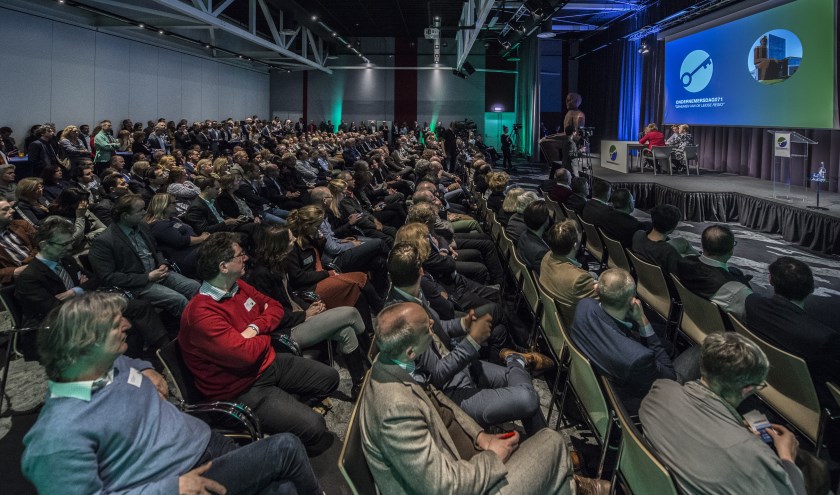 Een volle zaal bij de Ondernemersdag071 | Foto: John Brussel