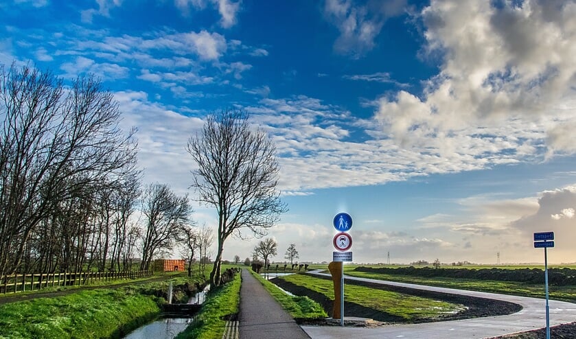 Fietsers zijn niet meer welkom op de Ruigekade, voor hen is er nu het Gravenpad.