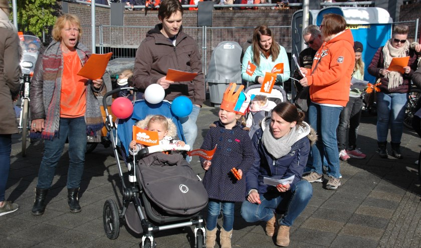 De bekende gouden ouden werden enthousiast meegezongen. | Foto: C. v.d. Laan