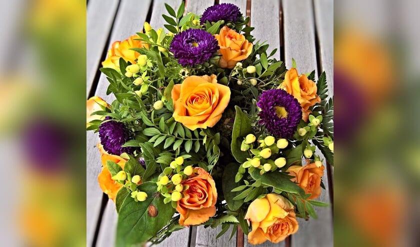 In Oegstgeest en Zoeterwoude bestaat de mantelzorgwaardering uit een boeket bloemen.
