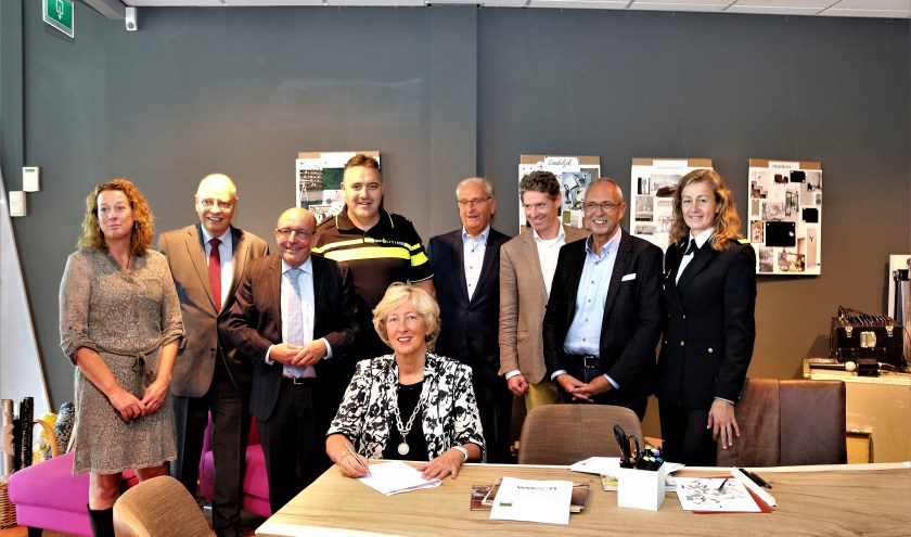 "Een naam die een sfeer van warmte, gezelligheid en authenticiteit voor het gebied uitstraalt, "vindt burgemeester Driessen. | Foto: Joop Wesseling