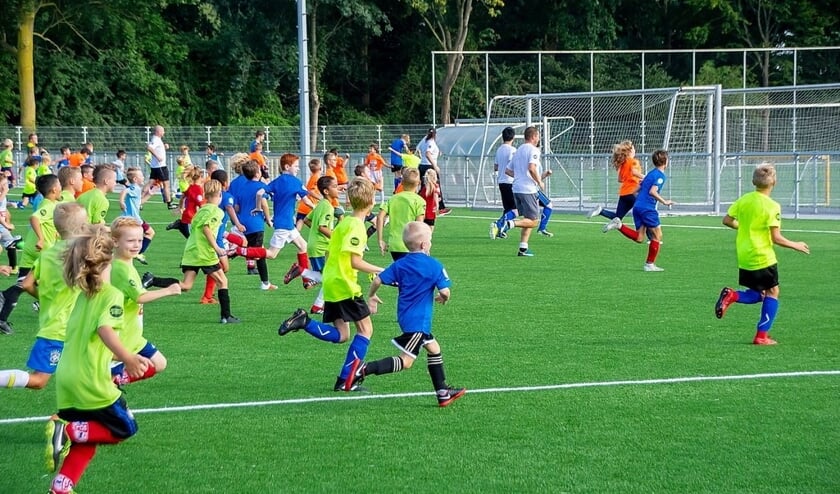 Woensdagochtend werd gestart met een gezamenlijke warming-up.