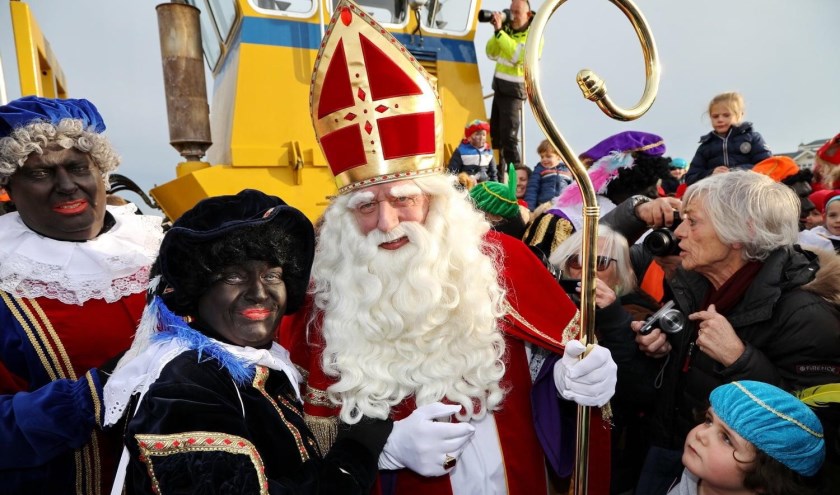 De goede Sint zette zaterdag weer voet aan Noordwijkse grond. | Foto: Marcel Verheggen.