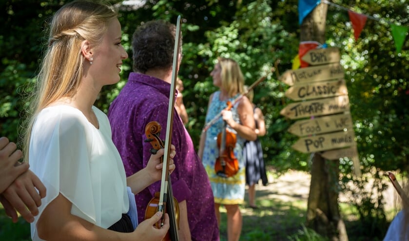Muziek klinkt komende zaterdag weer vanuit het De Ridderpark in Katwijk. | Foto: archief / Paul van Houten