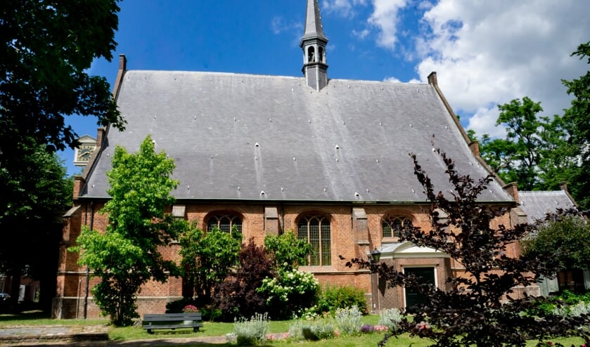 De Dorpskerk aan de Hoofdstraat 19 in Leiderdorp.