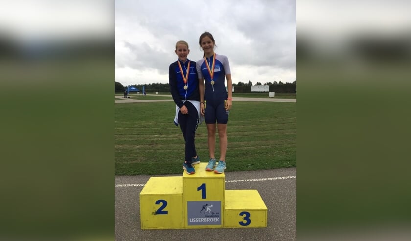 Bo Hoogvorst (l.) en Angel Daleman behaalden ook bij de kampioenschappen van het district Sassenheim het hoogste podium. | Foto: PR