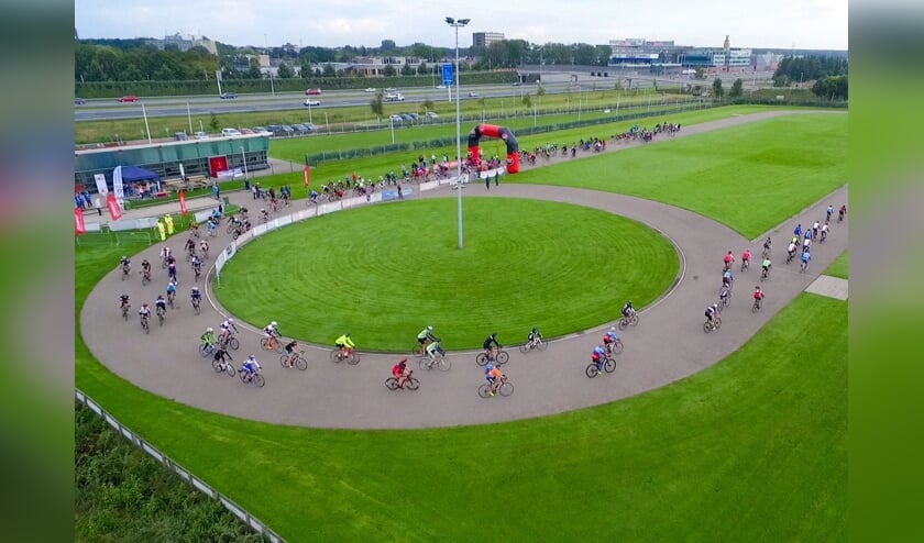De start van een eerdere editie van Christa's Ride.