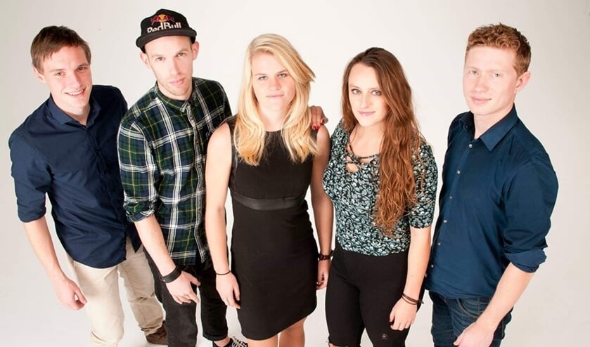 De band 'A Little Late' speelt donderdagavond op het plein.