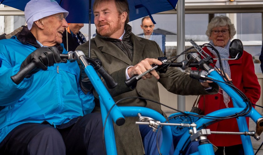 Met de Koning op de fiets. Mooier kan het niet zijn!