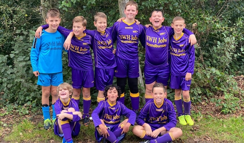 <p>Voorste rij van links naar rechts: Cas,Thomas, Finn. Achterste rij van links naar rechts: Pim, Berend, Dinand, Daan, Filip en Julian </p><p>(Gijs was niet fit en ontbreekt helaas op de foto)<strong><em><br></em></strong></p>