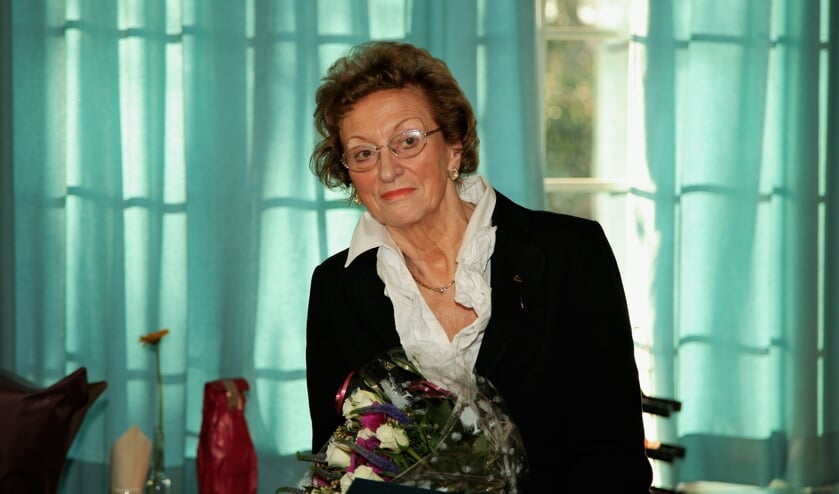 <p>Wil Rozelaar bij haar afscheid van de Rijnlandse Boekhandel in 2007. | Archieffoto Wil van Elk</p>