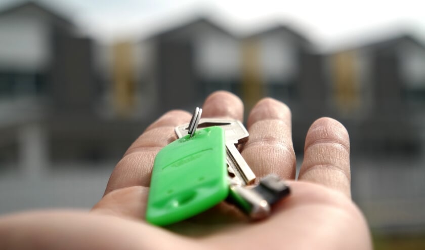 <p>De hoge huizenprijzen van dit moment zijn voor veel senioren reden om niet te verhuizen. | Foto: pr</p>