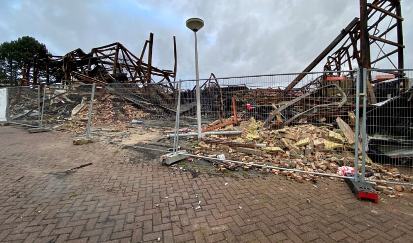 <p>Inmiddels zijn de resten van de afgebrande Schelft verwijderd. | Foto: archief, Caroline Spaans.</p>