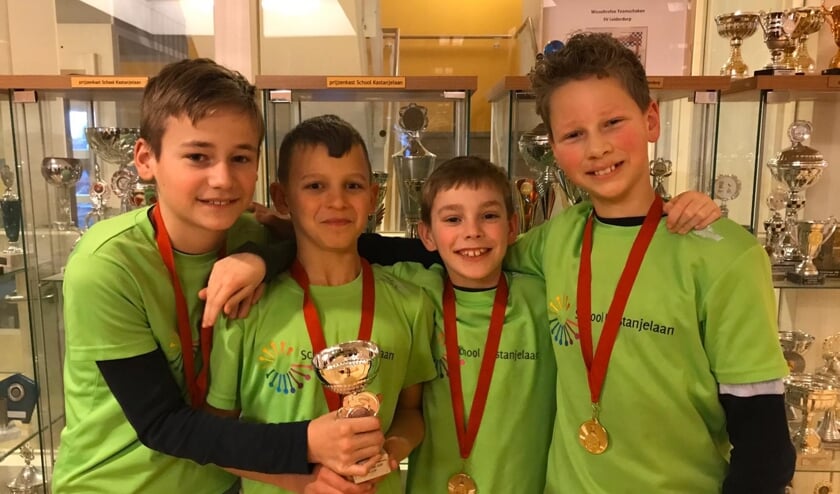 Het kampioensteam, v.l.n.r. Bjarne Blok, Dani Bickes, Stef Barendse, Guido Meskers. | Foto: PR