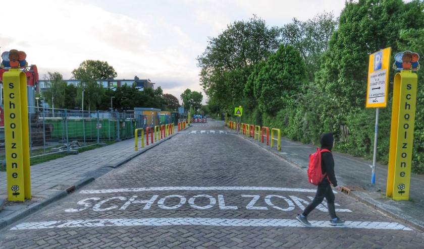 Eindelijk ging maandag het slot van de basisschooldeuren af. | Foto: Tony Whelan