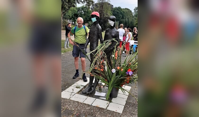 Amerik van Leeuwen bij de provisorische finishplaats op de wedren. | Eigen foto