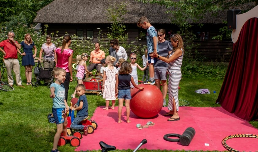 Lopen op een bal, lastiger dan het lijkt.