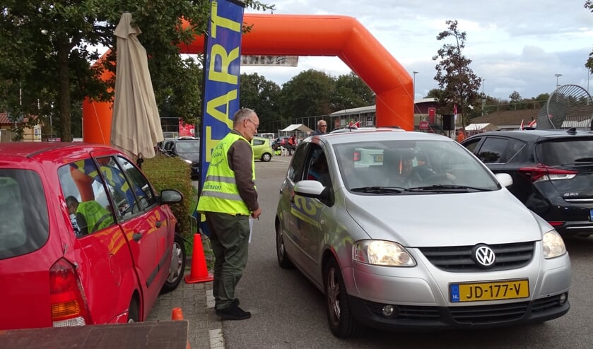 De autopuzzelrit blijft populair: ook dit jaar deed het maximale aantal deelnemers mee. | Foto: pr./Gerard van Steijn