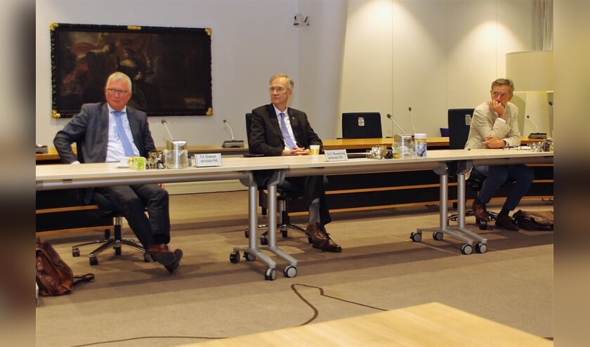 <p>Wethouder Peter Glasbeek bij de presentatie van het nieuwe coalitieakkoord twee weken geleden. | Foto Willemien Timmers</p>