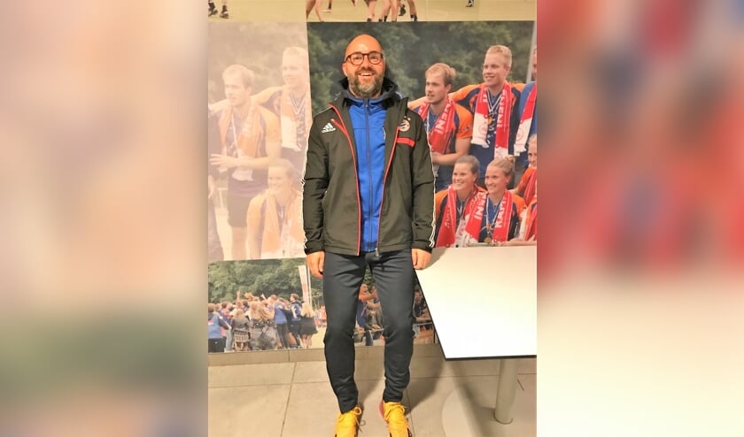 Aad van Rijthoven: 'Er zit veel kwaliteit in Fiks 1. Het is een team waarin alle spelers scorend vermogen hebben. Voor de veldcompetitie zie ik zeker mogelijkheden om mee te doen voor een plek in het linkerrijtje.' | Foto Wim van Tuijl