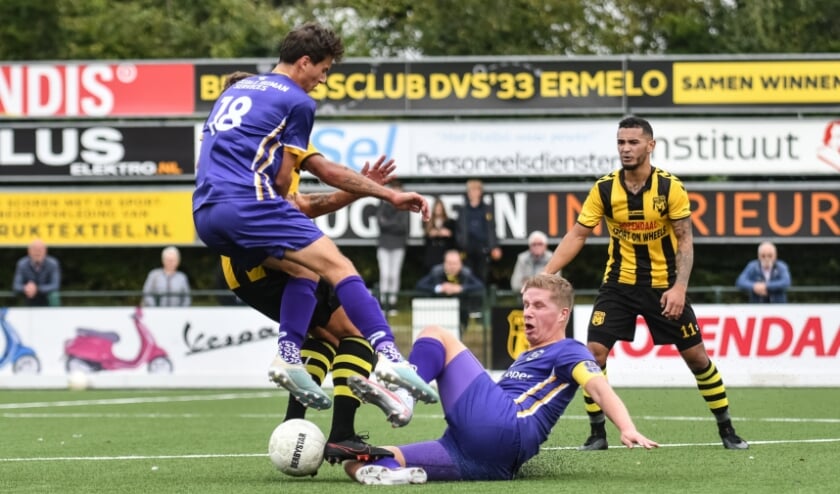 <p>Het was hard knokken voor VVSB om toch nog een punt mee te pakken. | Foto: OrangePictures</p>